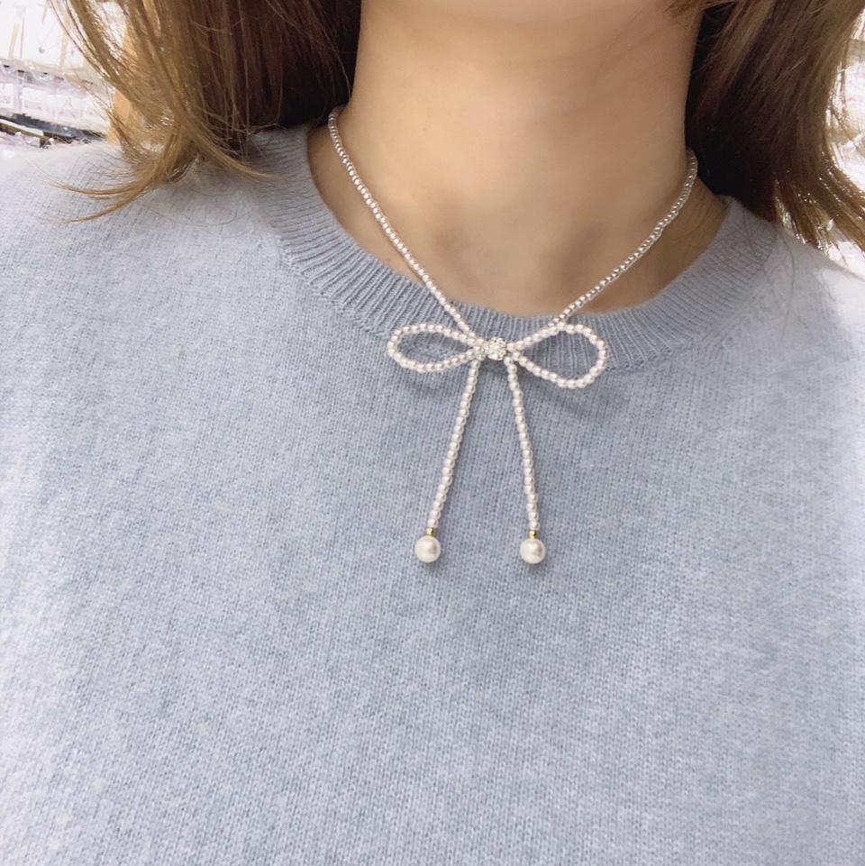 Pearl butterfly necklace