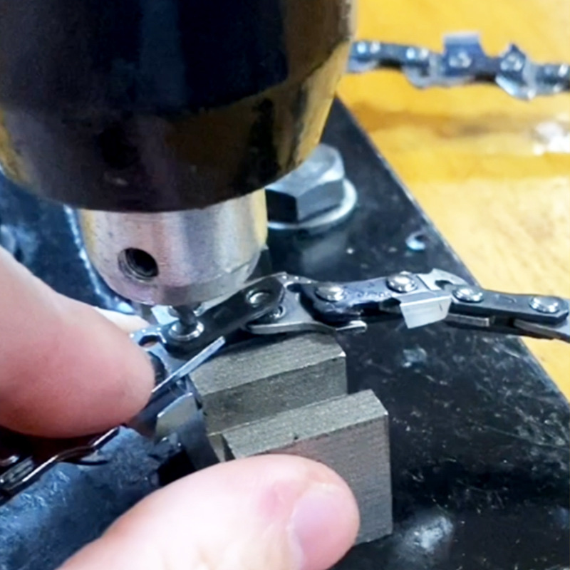 园林工具油锯链条配件截链器断链器使用方便快捷白底实物图