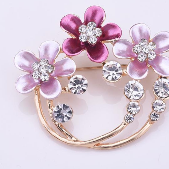 Korean painted brooch women exquisite luxury atmospheric pin flower buckle stitch clothing accessories corsage everything