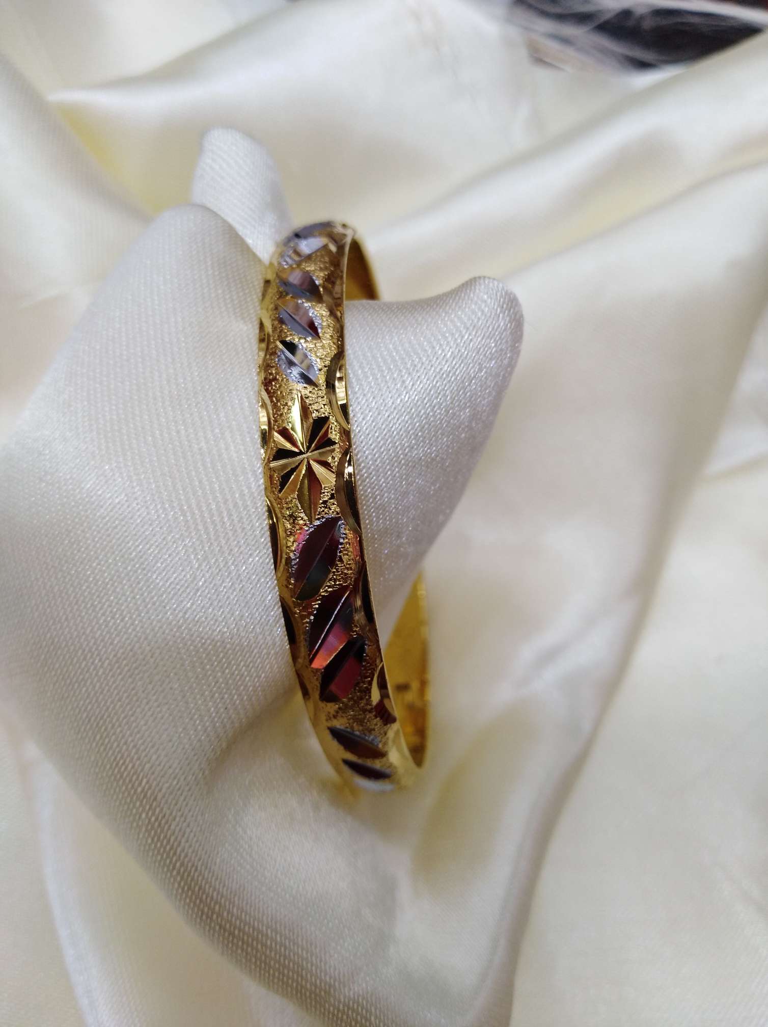 The internet-famous bestseller, the dual-color color-preserving gold bracelet 1z detail image 1