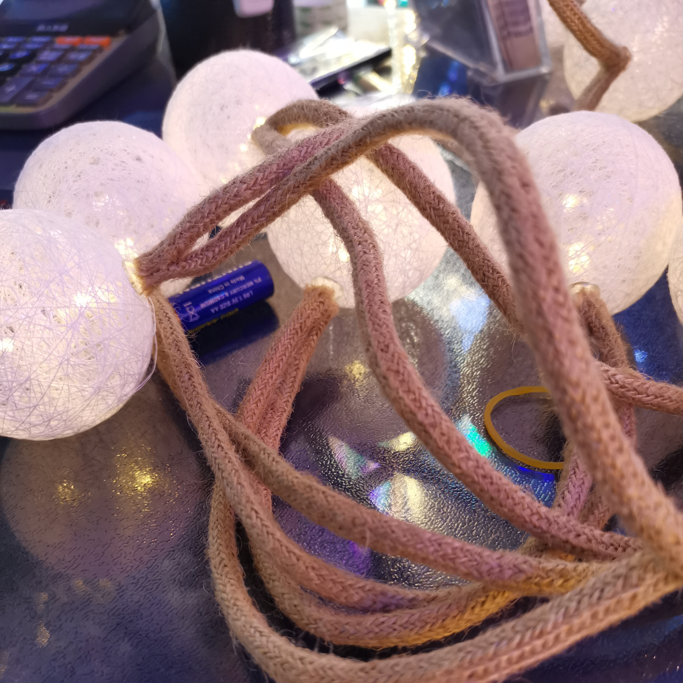 LED twine ball