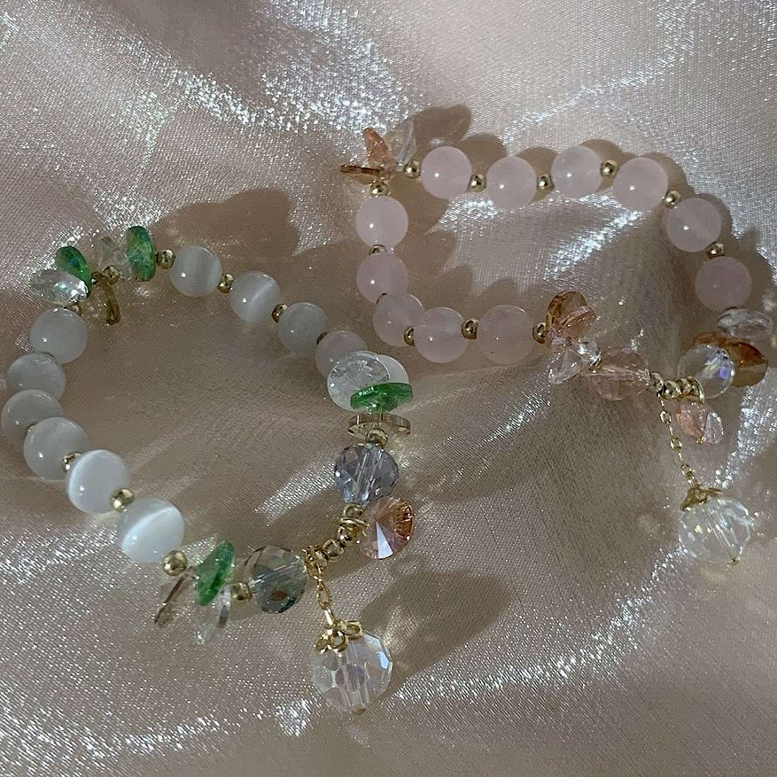 ins Niche design natural pearl crystal cat's eye stone bracelet for female best friends Application Scenario