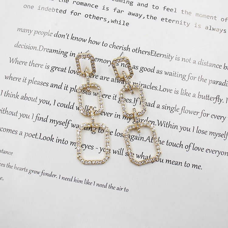 Full size diamond square splicing long earrings, Europe and the United States popular.