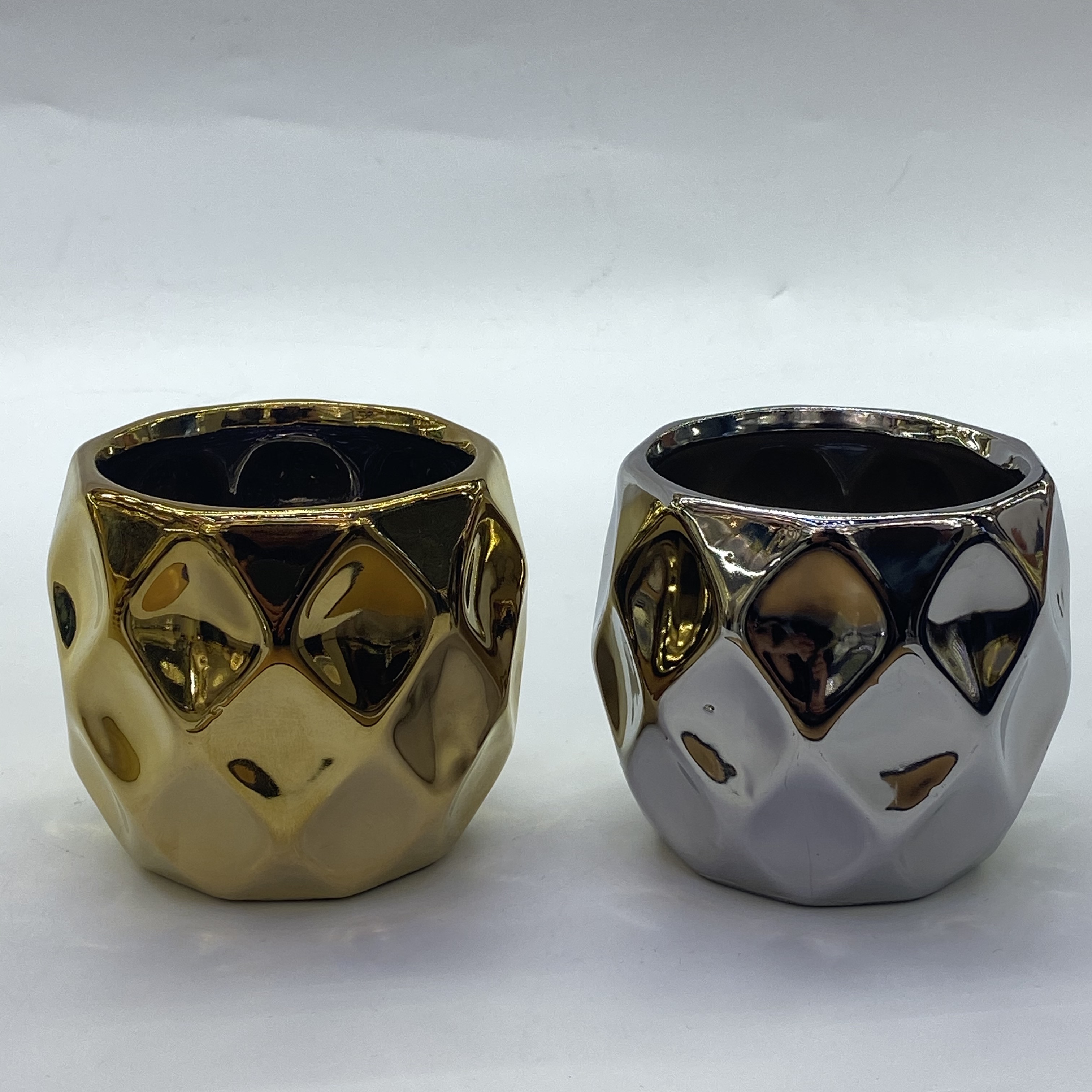 Flower POTS, ceramic flower POTS, electroplated gold flower POTS, succulent flower POTS, wedding gifts, ceramic handicrafts, living room decoration, opening soft furnishings, home decoration, European luxury and fashion, Golden castle vase factory detail image 8