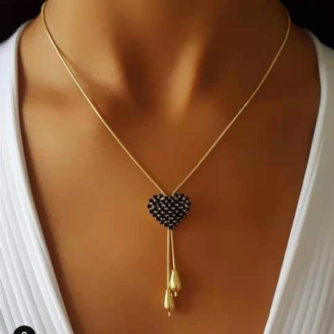 Black nano heart Venetian drawstring necklace
