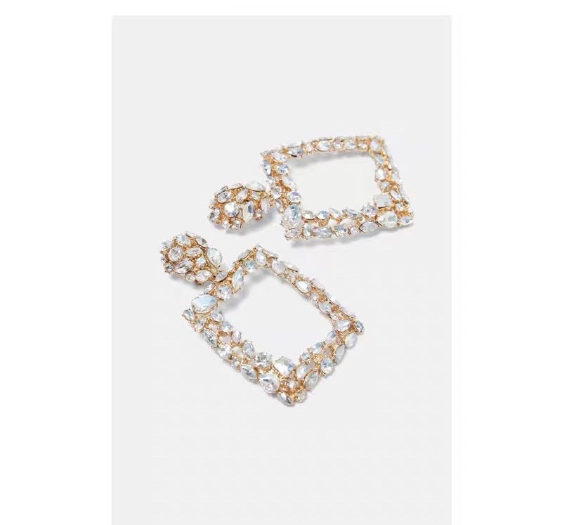 The 925 silver needle Korean-style fashionable, elegant, cute and anti-allergy European-style white diamond series earrings for women, sizes 0723-33 Application Scenario