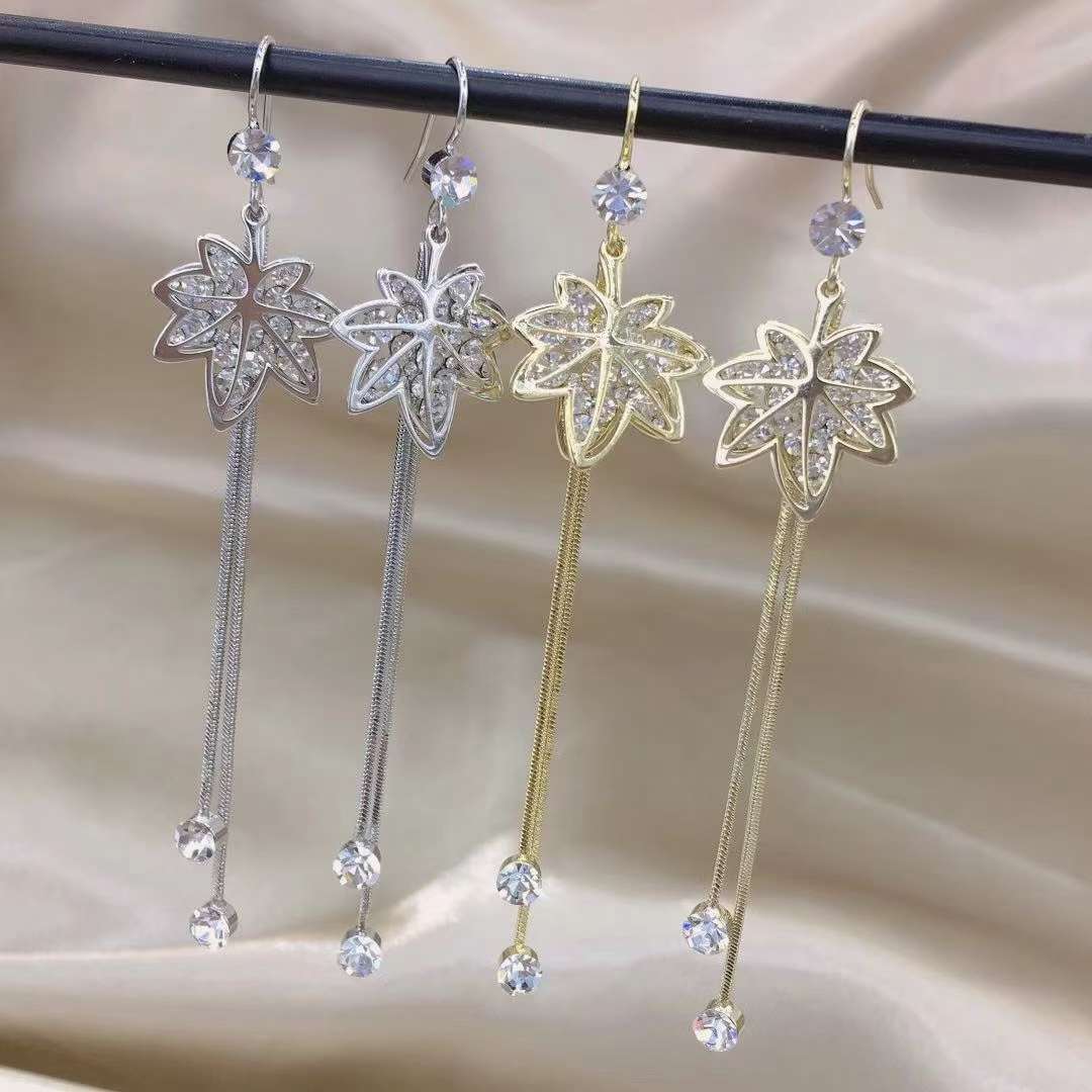 New trendy Korean-style, internet-famous, ethereal, gentle and sweet earrings with tassels and long earrings Specification image