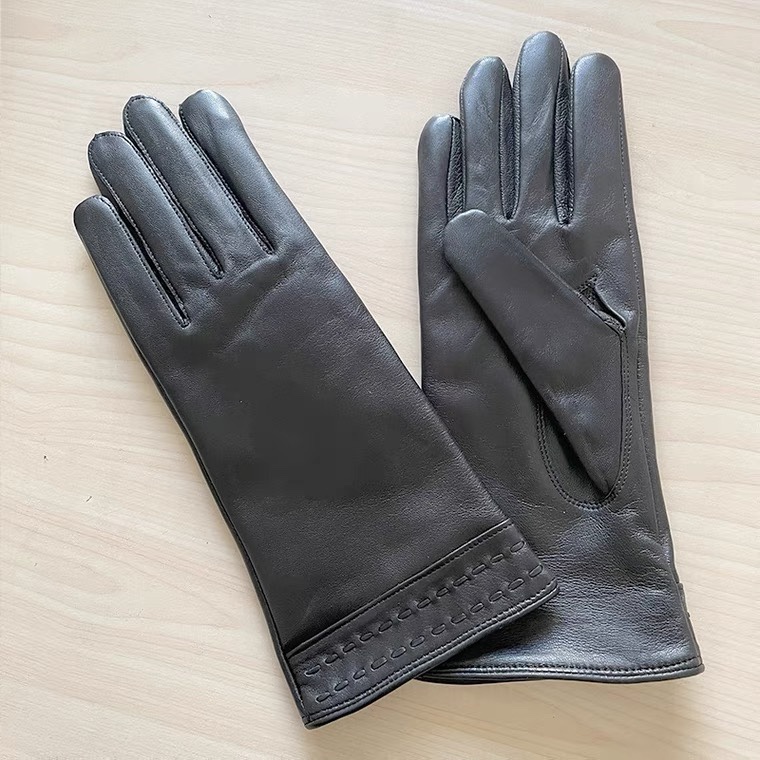 Imported leather sheepskin women's New Zealand deerskin gloves autumn and winter warm driving and cycling day