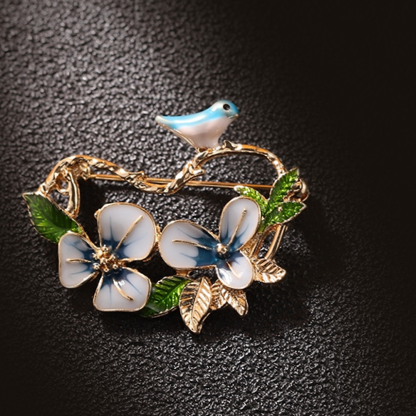 Heart to Heart brooch