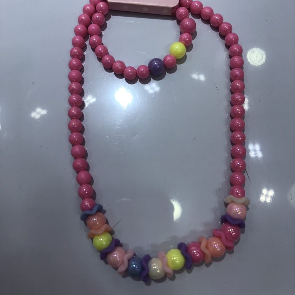 A homemade children's necklace