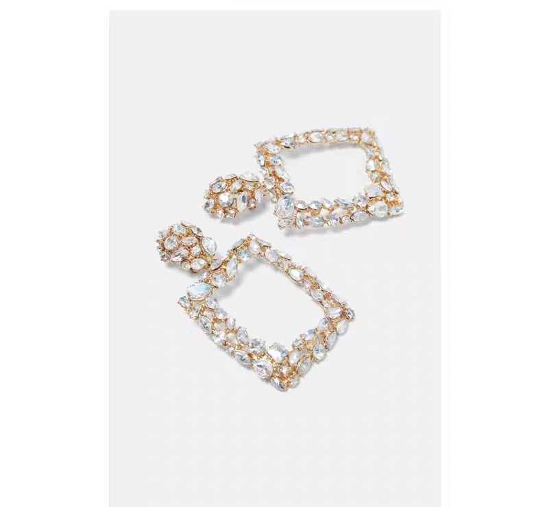 The 925 silver needle Korean-style fashionable, elegant, cute and anti-allergy European-style white diamond series earrings for women, sizes 0723-33 Item Picture