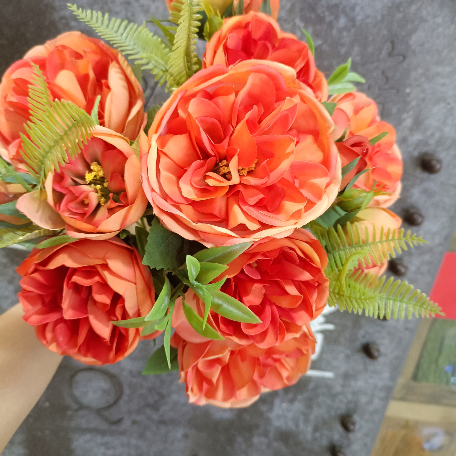 Orange red 10 head rose