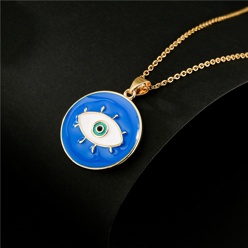 Cross-border source 5-color oil-dripping Devil's Eye pendant necklace, women's InS-style European and American fashion necklace Application Scenario