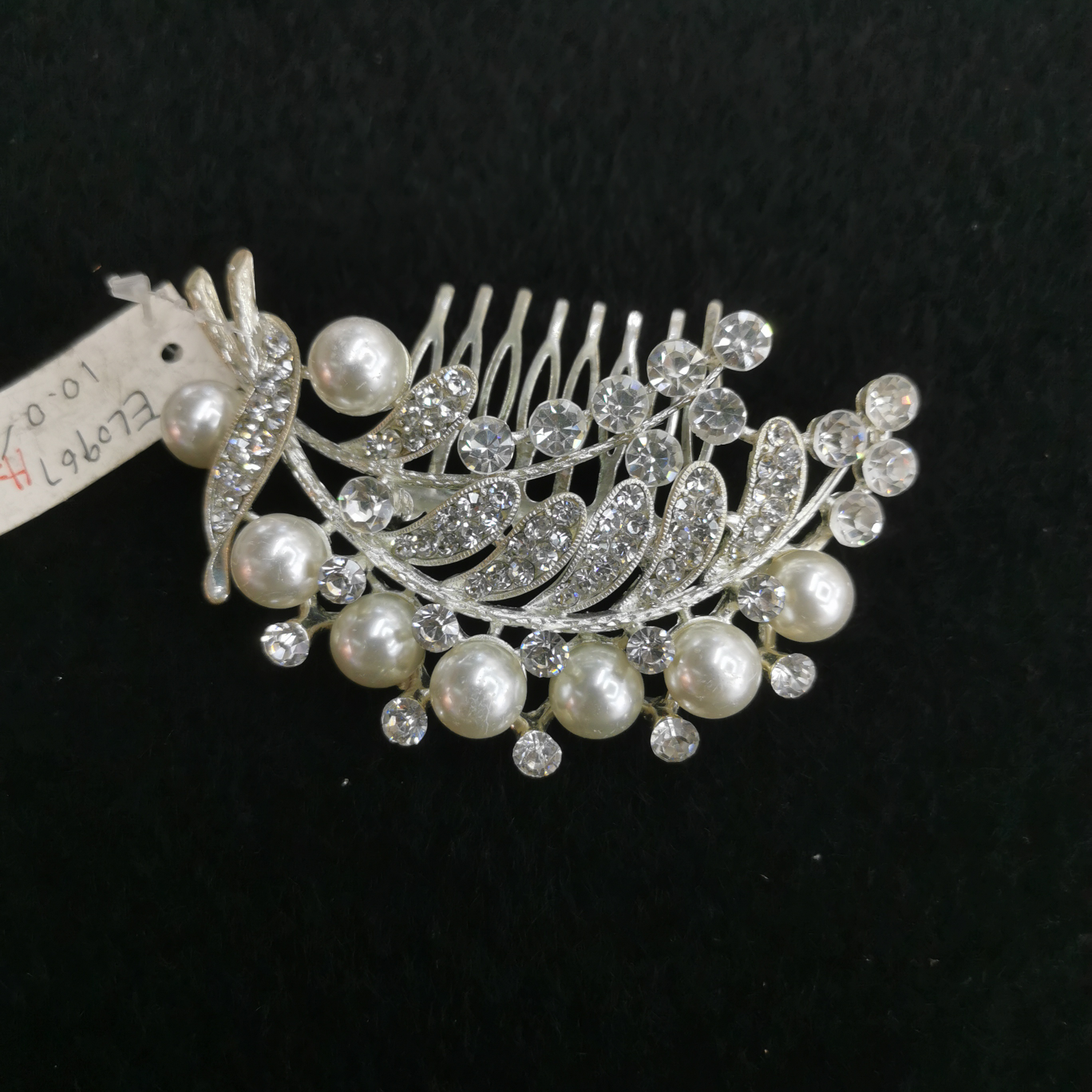 Floral hair comb White Wedding dress Accessories Headwear Bridal accessories Western style retro trend