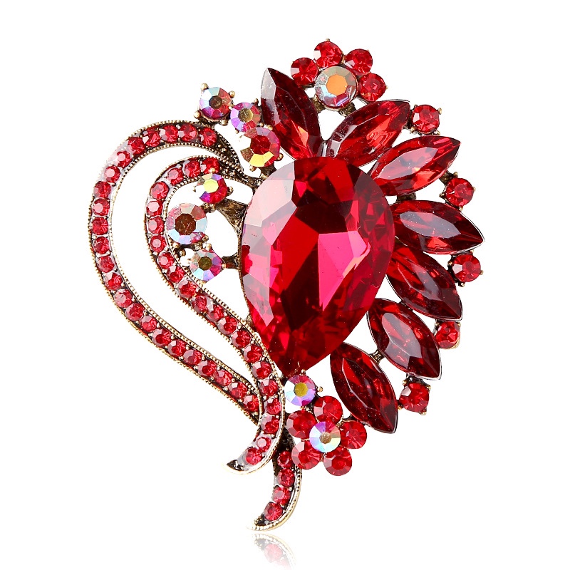 Korean version of fashion creative personality crystal glass brooch corsage women's clothing