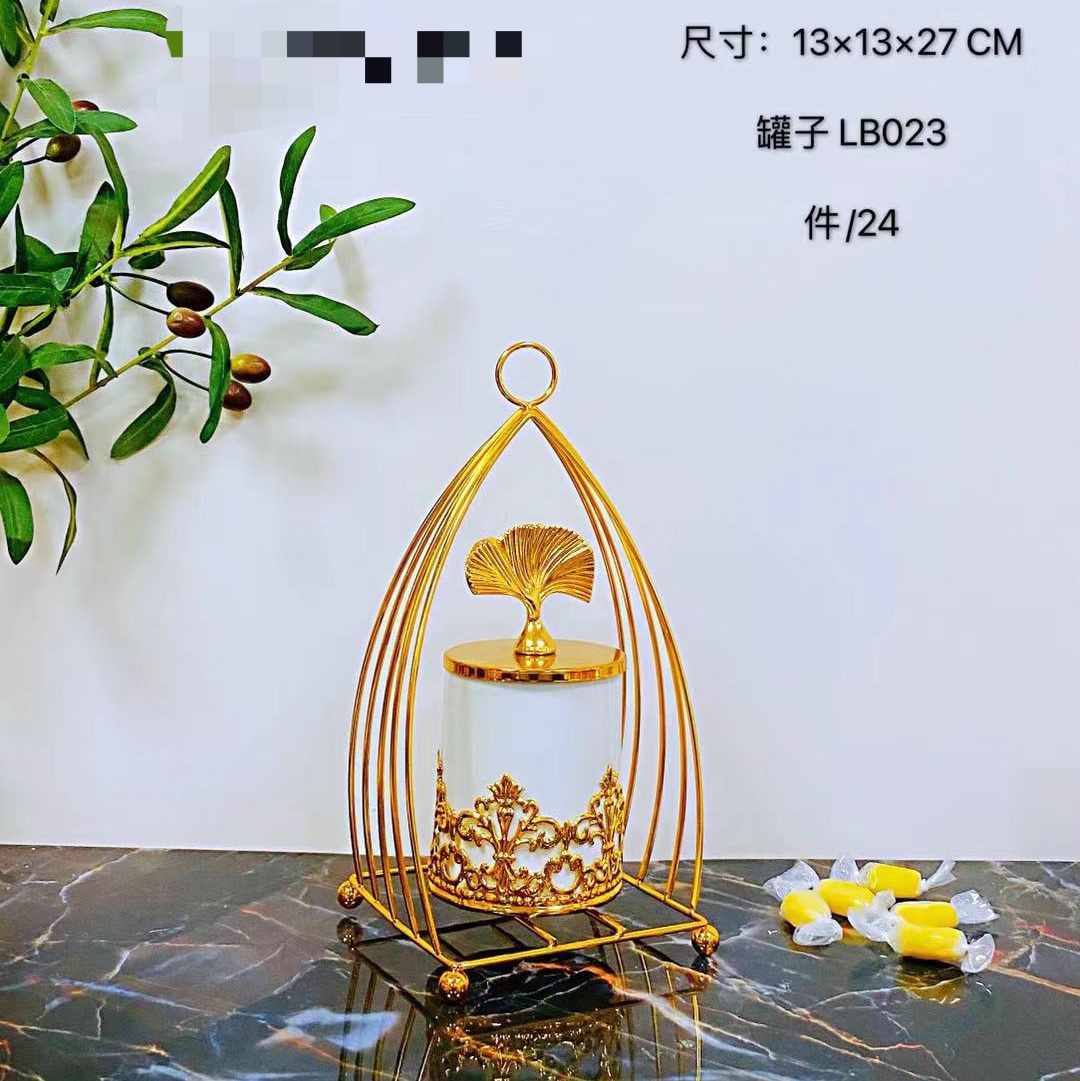 Nordic creative ceramic process electroplating home decoration sealed jar Wedding gift storage box storage jar with hand gifts thumbnail