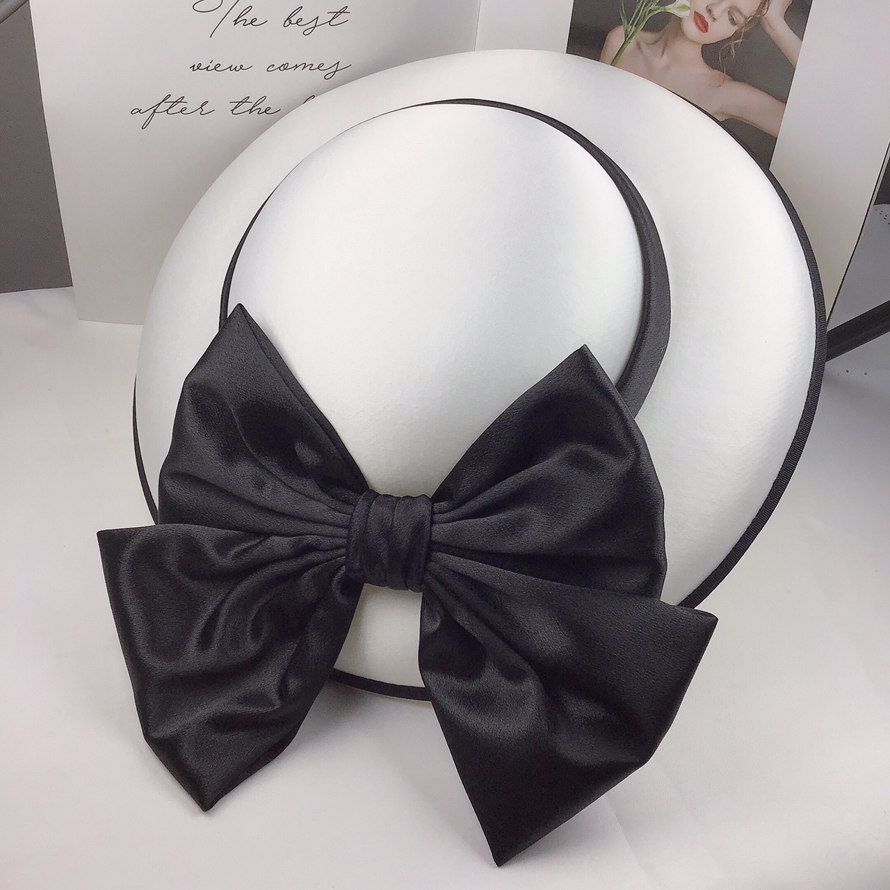 The 2021 summer new forest-style artistic and fresh satin large bow bridal hat, birthday dinner party hat and headwear