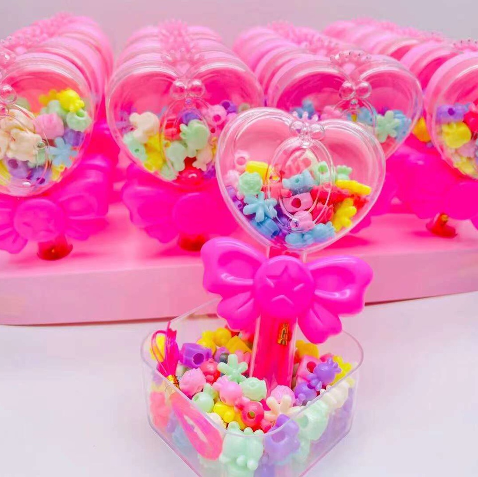 Love 💗 homemade bracelet necklace children