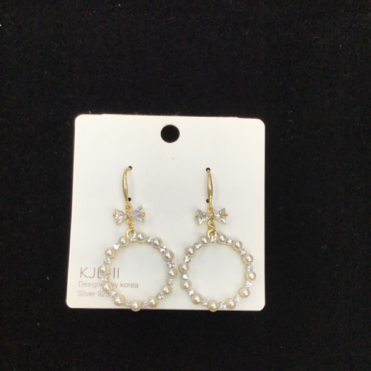 Earrings ass