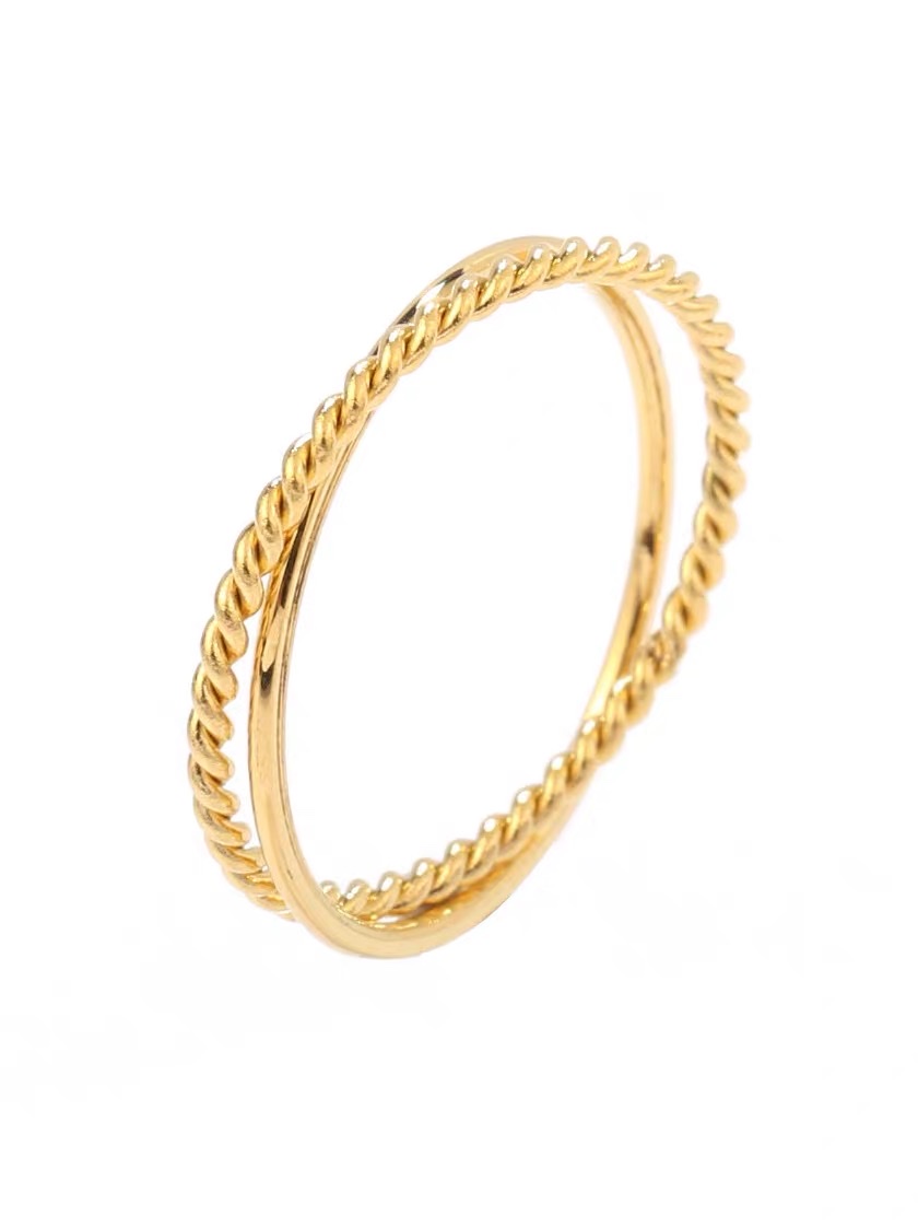 A light luxury and exaggerated double ring for women's index finger, with a niche European and American style and fashion details Picture