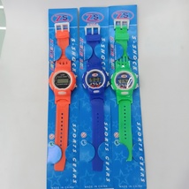 电子表儿童手表活动赠送61厂家直销 小礼品 高高电子玩具 1