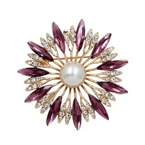 Zircon inlaid brooch noble purple