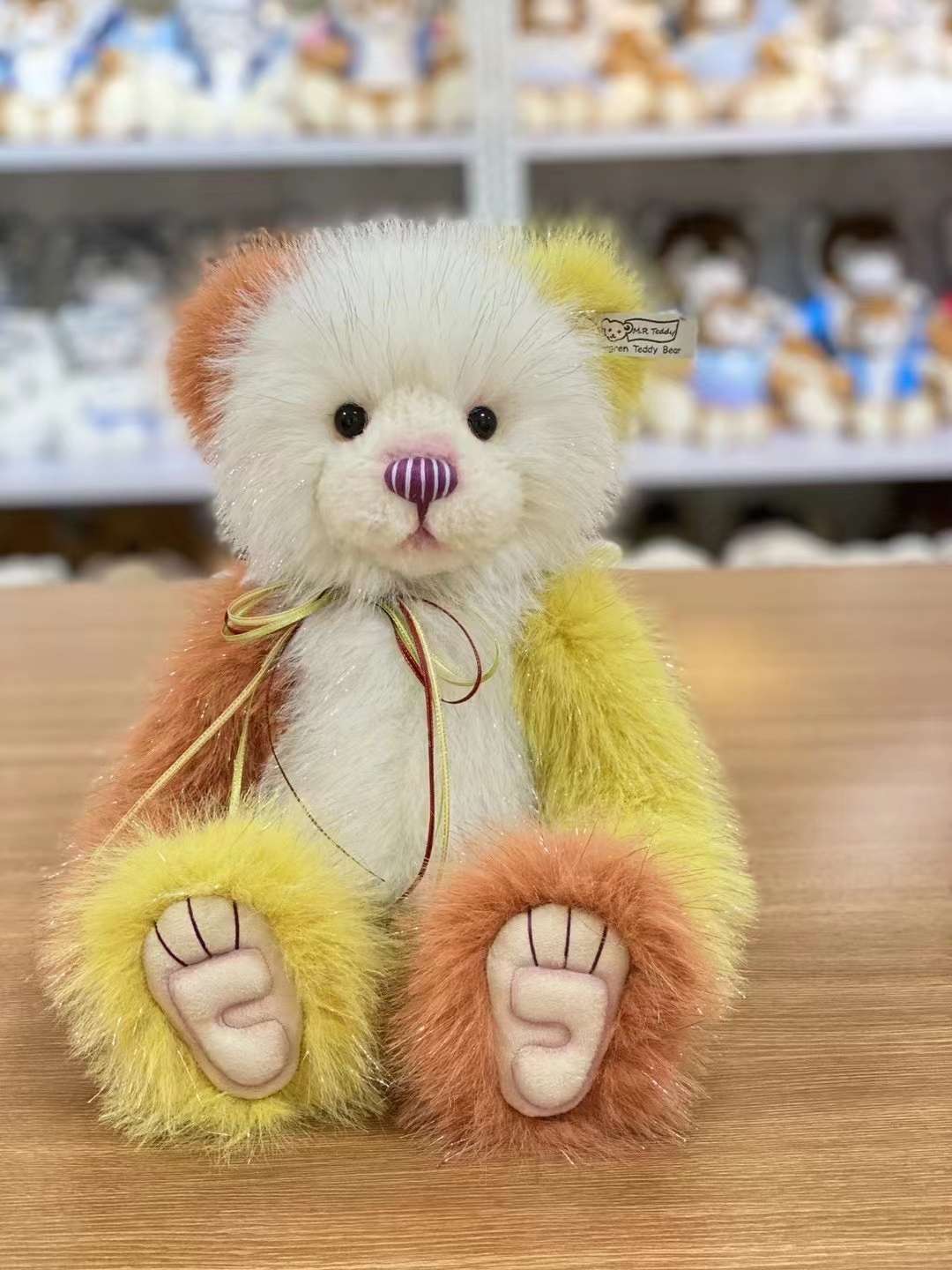 Dreamy plush toy: 33-centimeter-long, colorful teddy bear, cute plush Specification image
