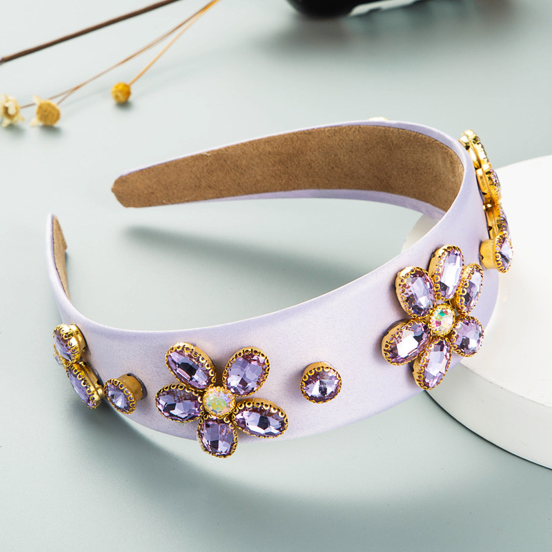 Retro and simple Baroque flower-shaped hair band details Picture