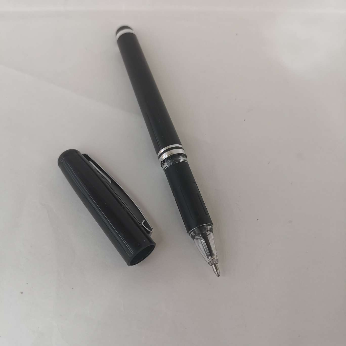 Signature Pen 1.0 Ballpoint pen Black refill details Picture