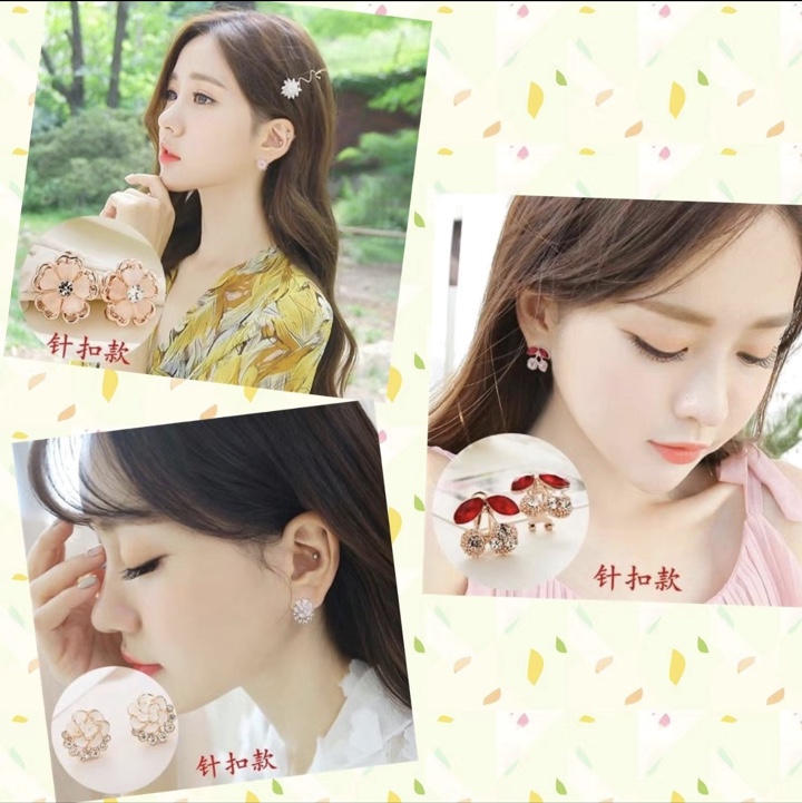 Stud earrings A11