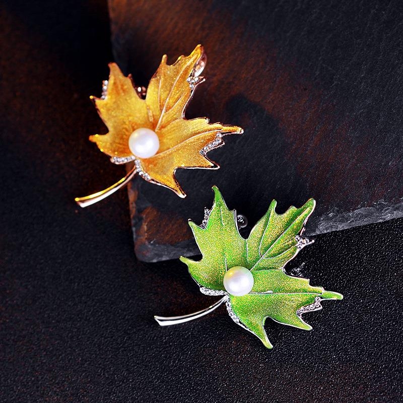 Double maple pin