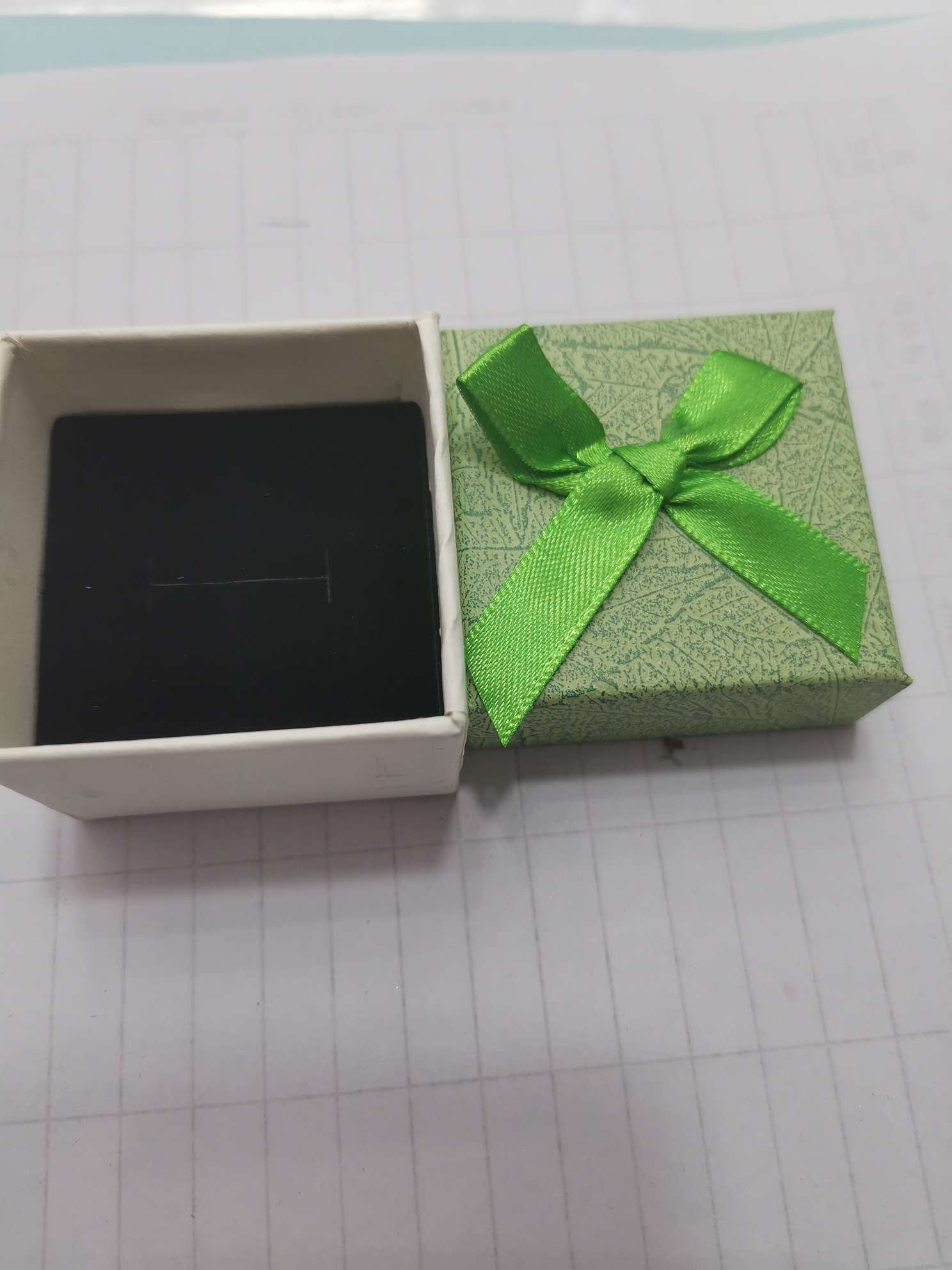 蝴蝶结戒指盒6产品图