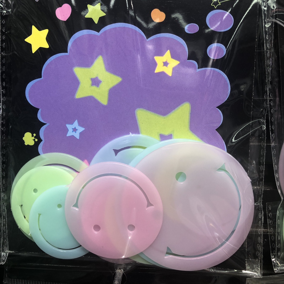 653夜光贴片三色笑脸