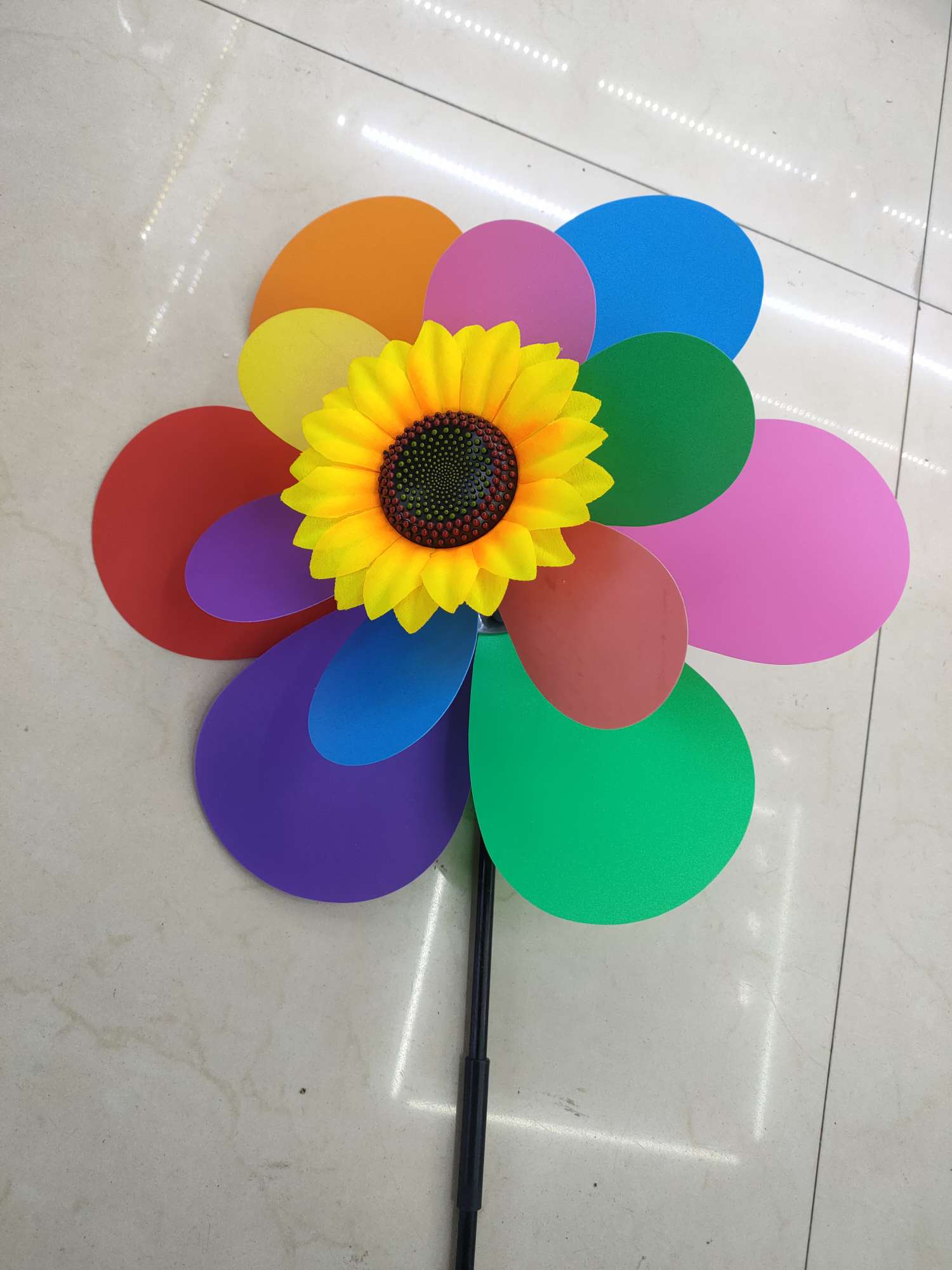 Double-layer six-color windmill Application Scenario