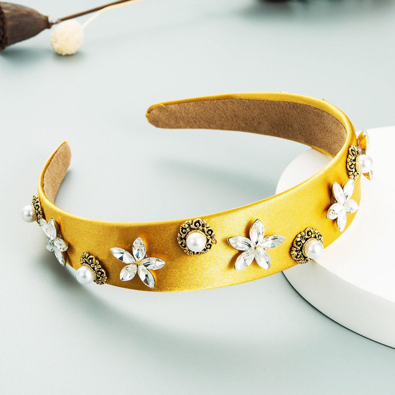 European and American fashion trend pearl rhinestone garland retro court-style wide-edge headband Specification drawing