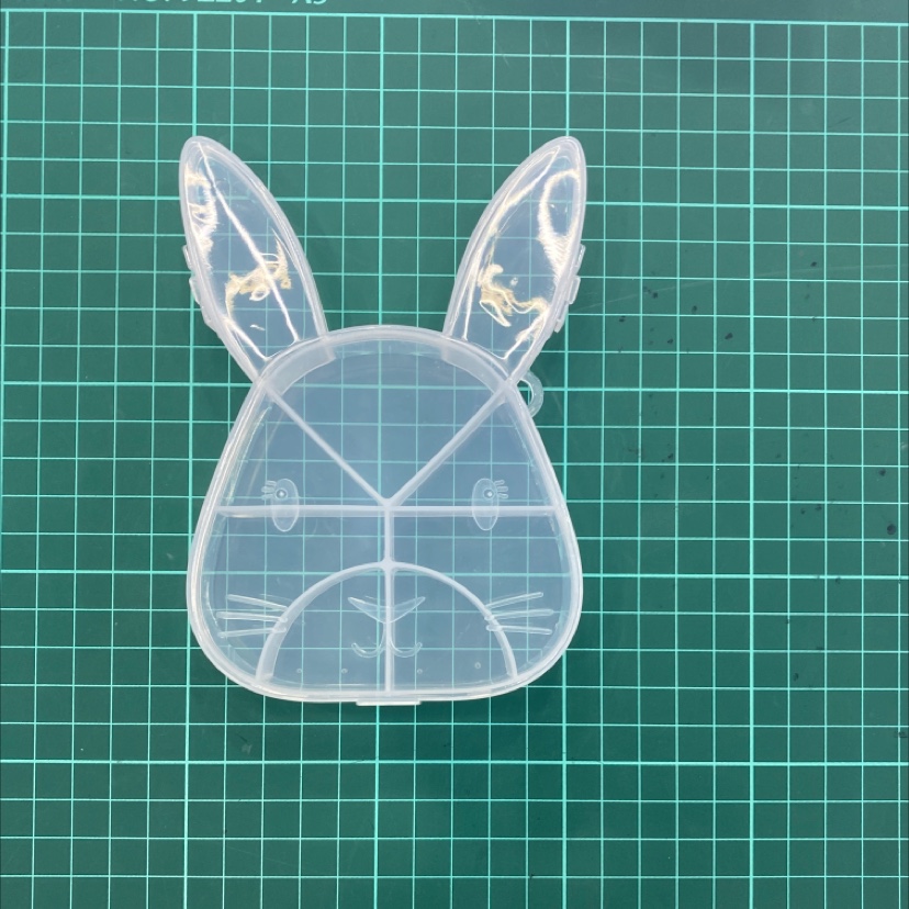 Square storage box upright rabbit white