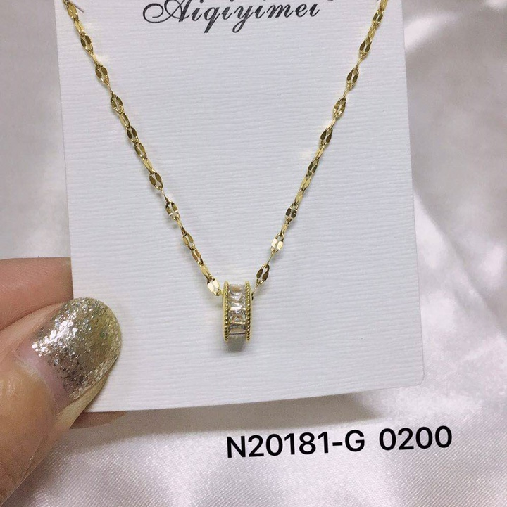 Personalidad tendencia collar