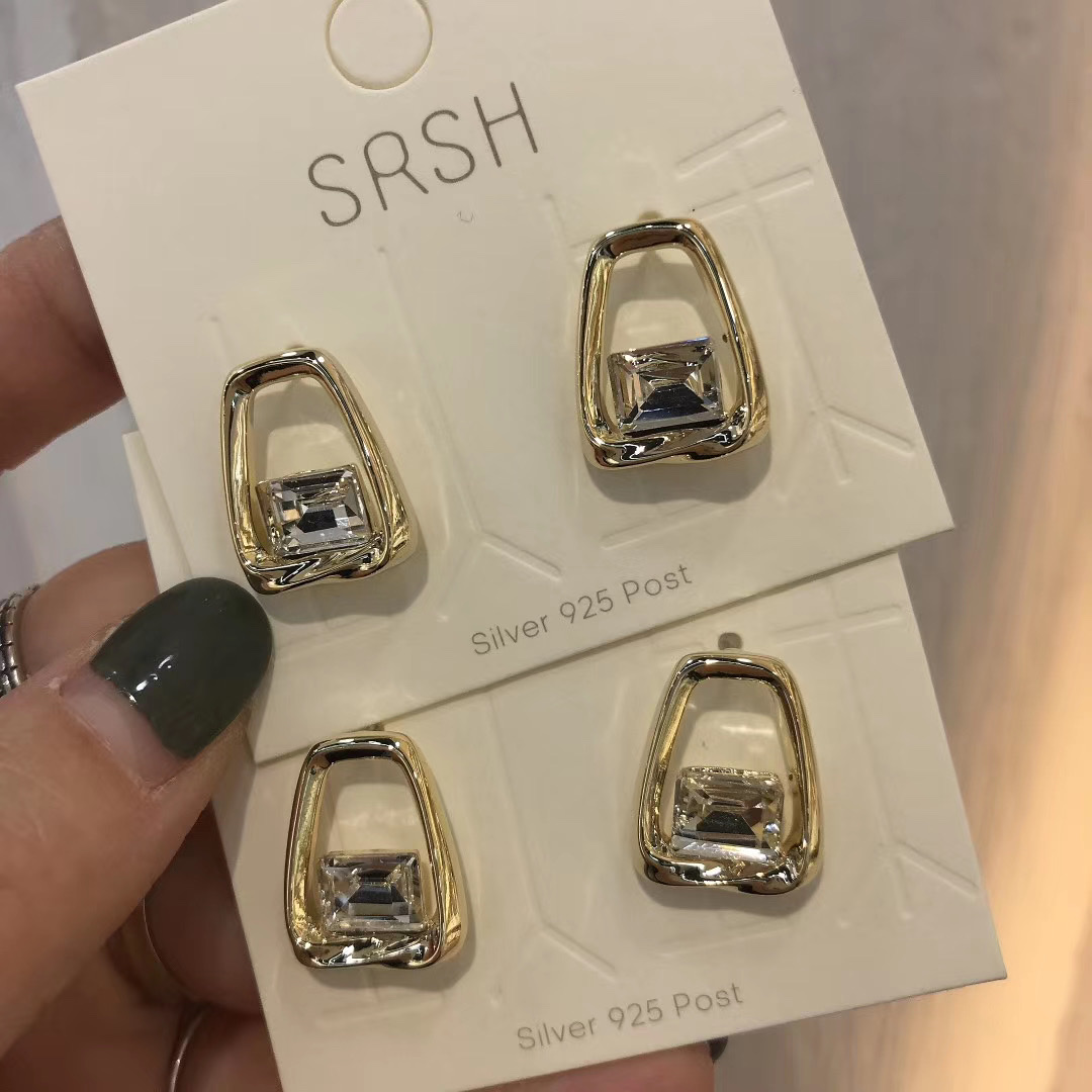 Imitación perla diamante pendientes de mujer influencers premium sentido ligero aretes de lujo 2021 nuevo estilo de moda coreano temperamento personalidad earwear d Specification image
