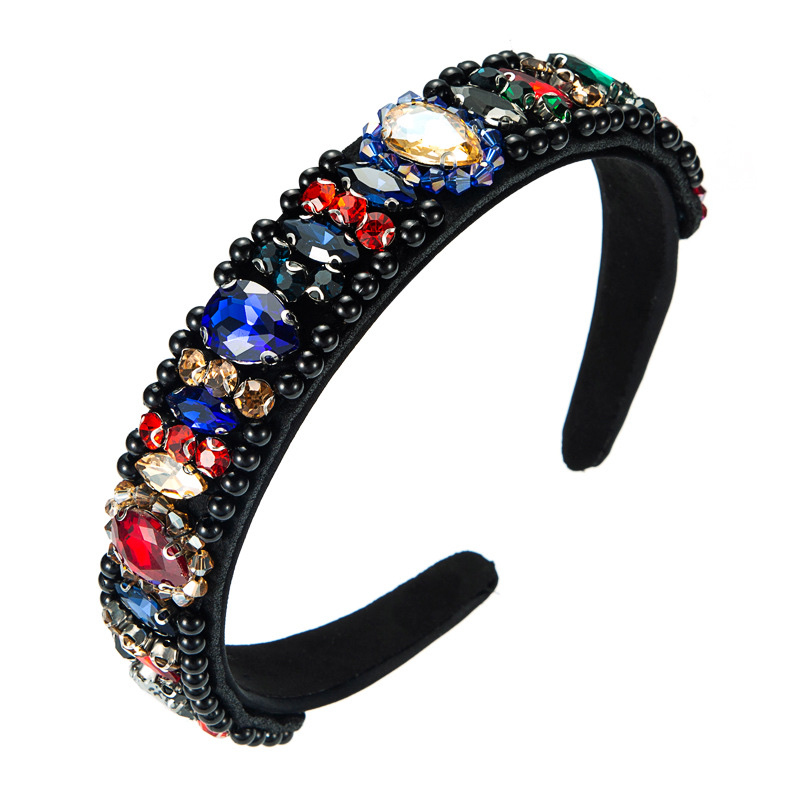 European and American teardrop-shaped glass diamond crystal pearl fashionable and trendy headband Application Scenario