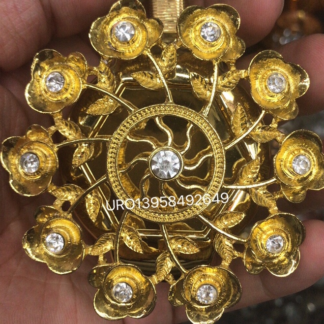 窗帘花 窗帘装饰材料，窗帘配件，窗帘杆，罗马杆，窗帘轨道，窗帘扣,磁性窗帘扣,窗帘夹,窗帘挂钩等系列窗饰配件