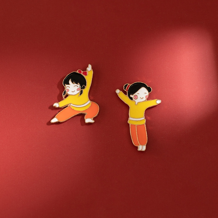 Martial arts pin