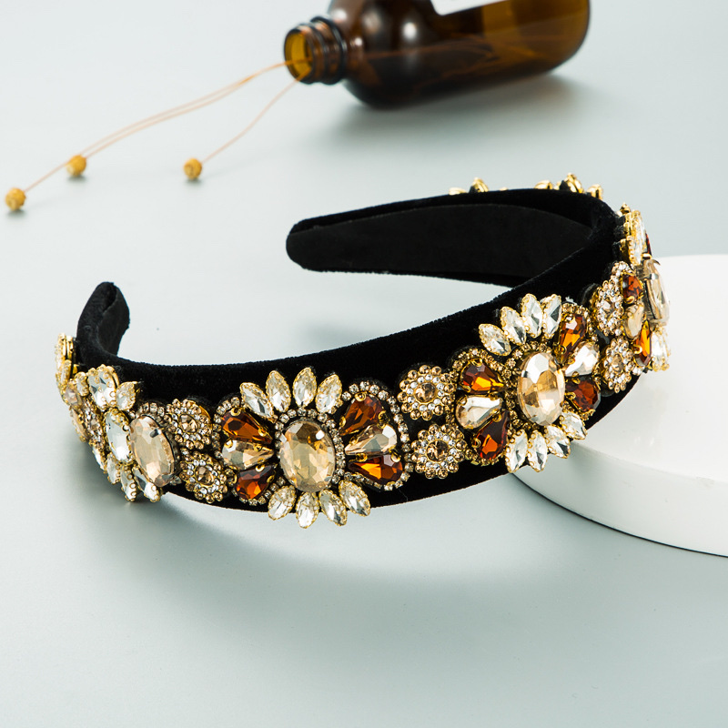 European and American fashion retro heavy industry alloy flower glass diamond hair band Specification drawing