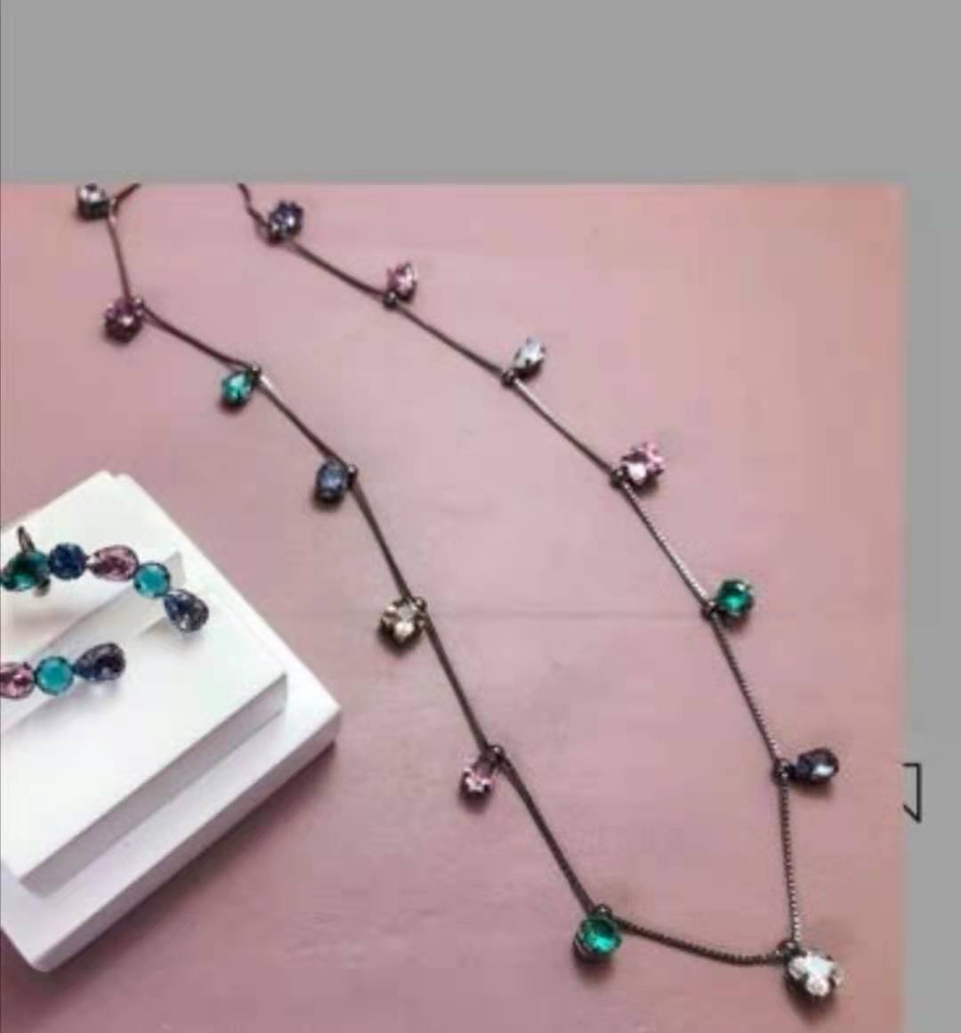 Hang a zircon necklace with ear bone clips details Picture