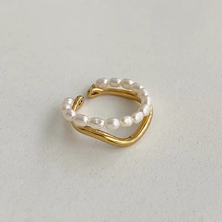 Stylish layering, exquisite double-layer natural pearl ring with color retention, trendy and fashionable open ring on Instagram Application Scenario
