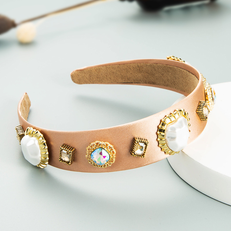 European-style geometric pearl-like alloy wide-edge headband inlaid with rhinestones full figure