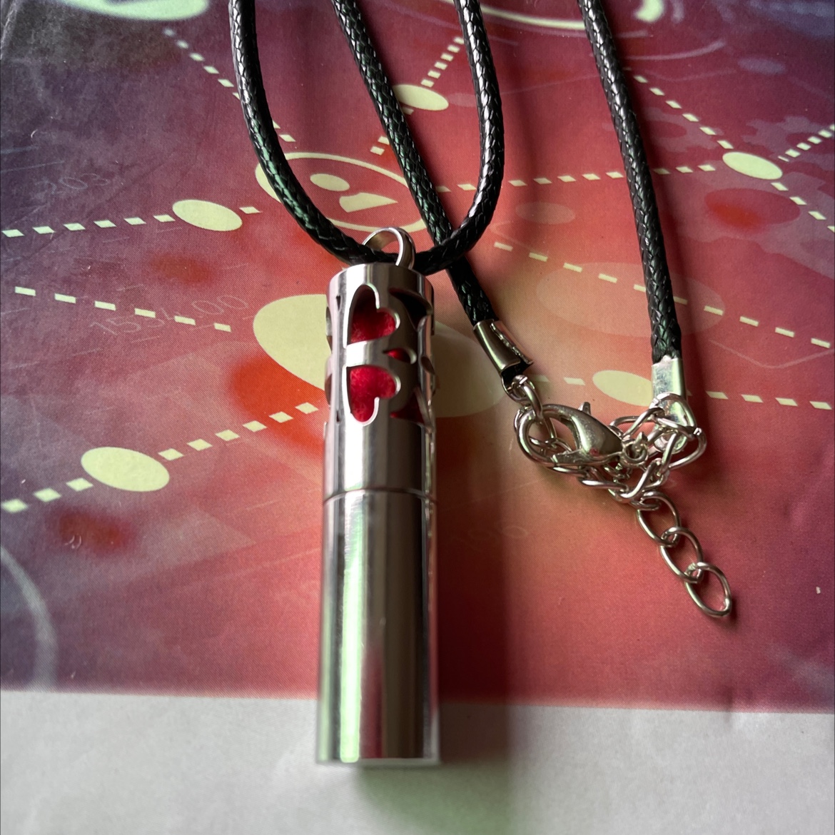 Stainless steel 3-section perfume and aromatherapy pendant D Item Picture
