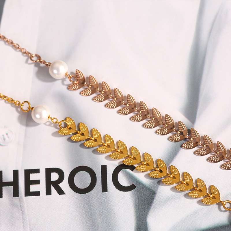 High-end wheat ear pearl bracelet for women in Rose gold ins, with a niche design and a light luxury, cold style Application Scenario