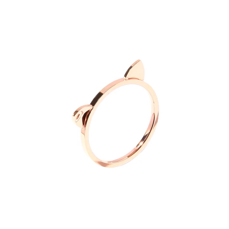 A light luxury and exaggerated kitten ring for women's index finger, with a niche European and American style and fashion Application Scenario
