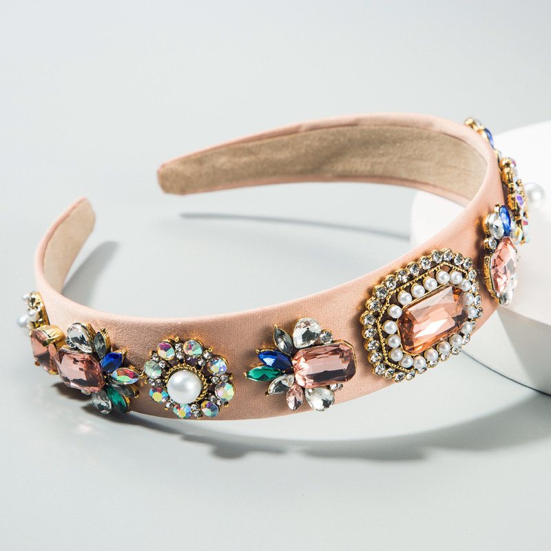 Baroque court-style pearl-encrusted glass diamond hair band full figure