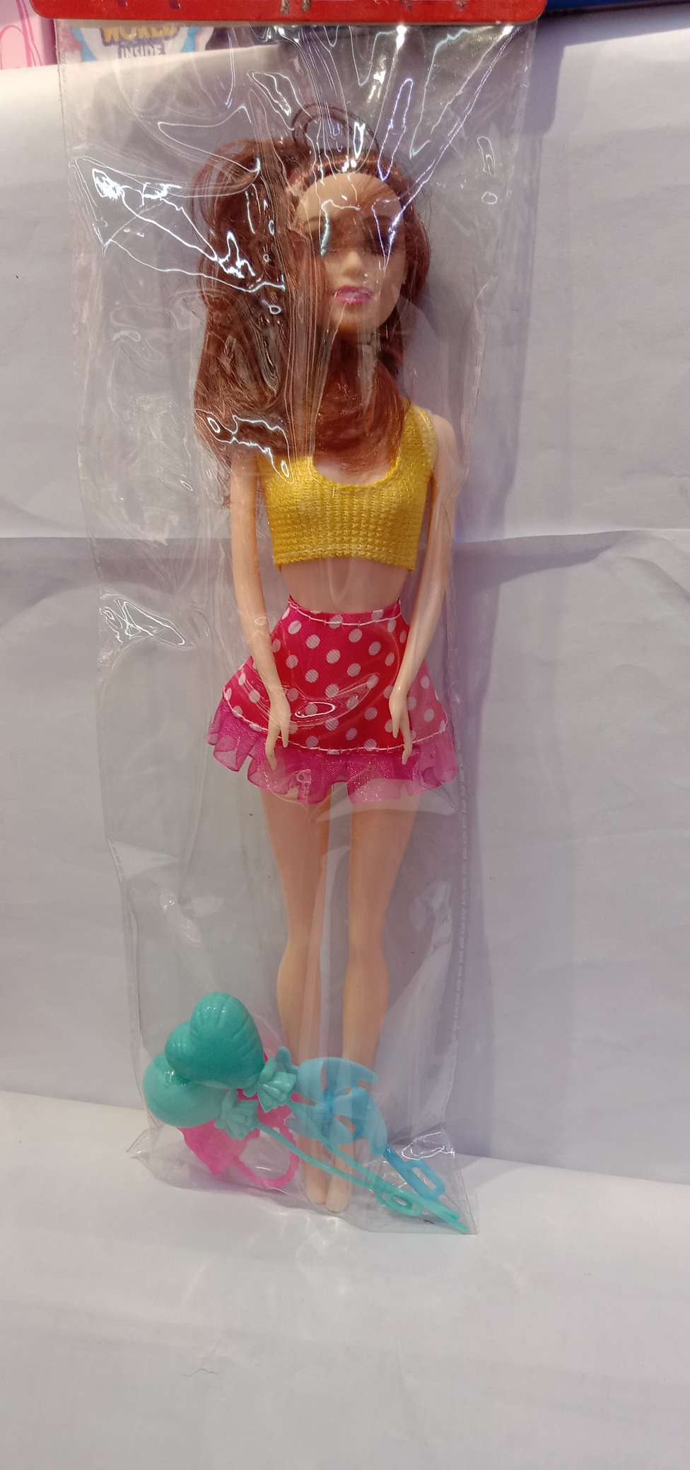 11-inch full-body Barbie with accessories details Picture